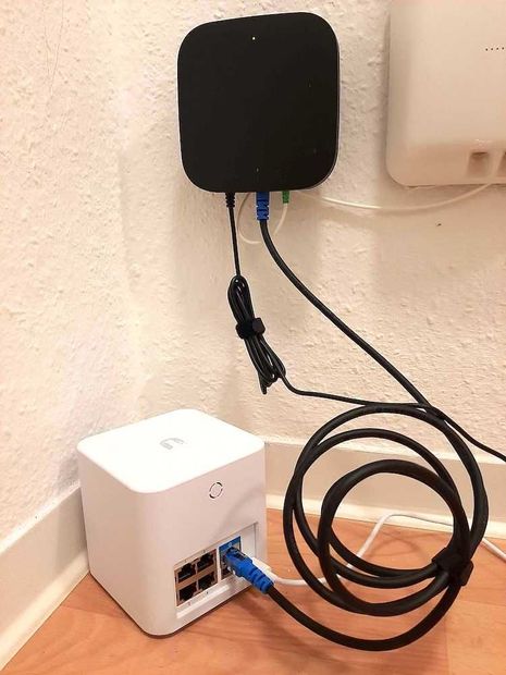 Amplifi-HD-Router.jpg